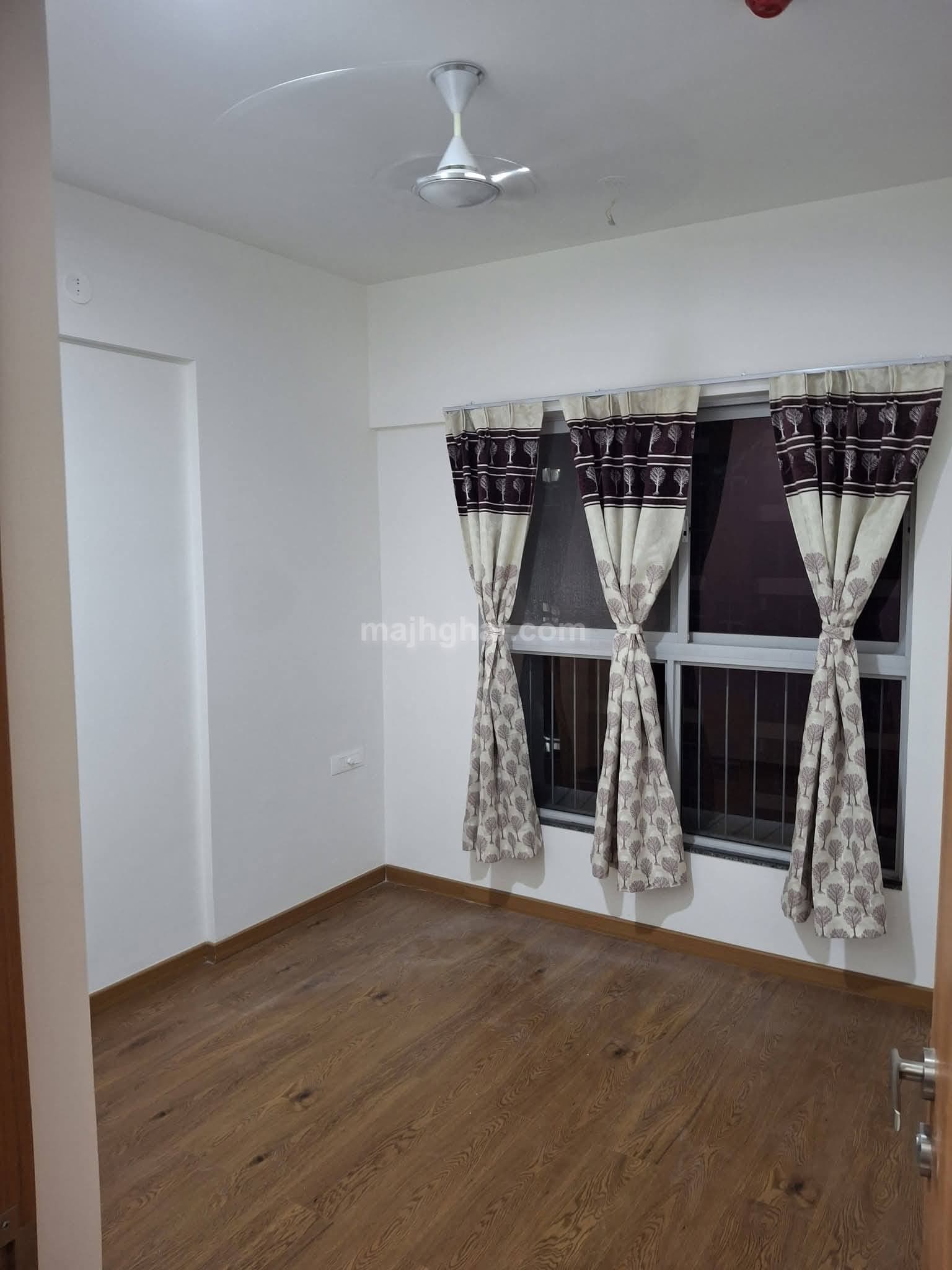 Premium 3.5 bhk flat for rent in gera planet of joy kharadi